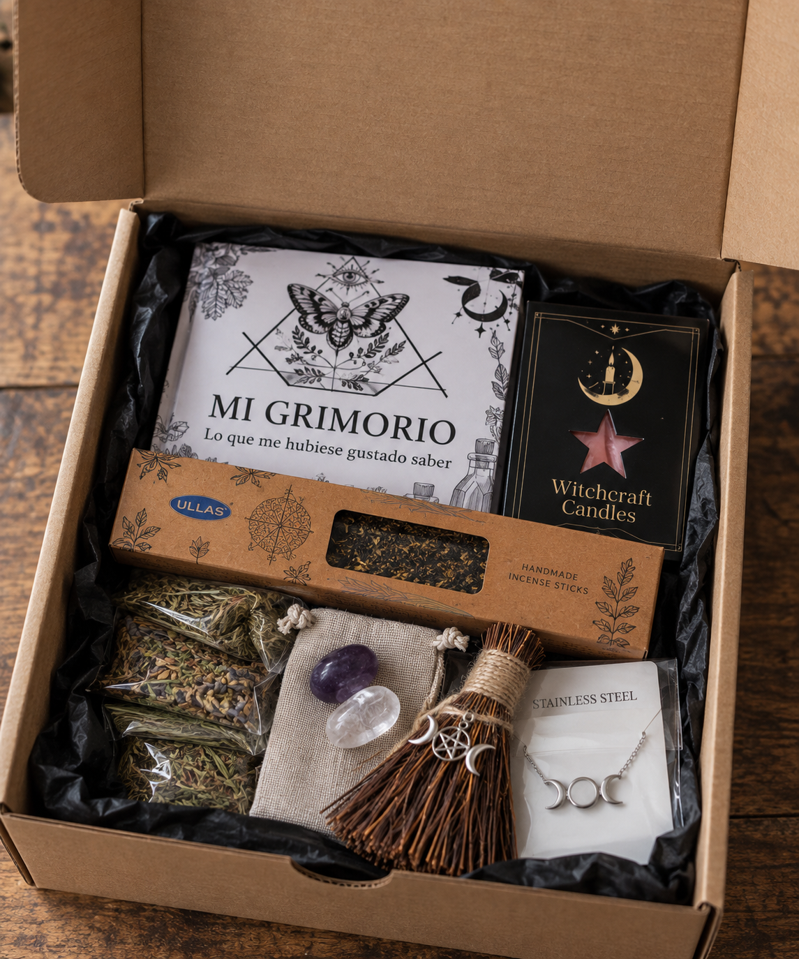 Pack de Iniciación a la Brujería con Grimorio y Herramientas Mágicas