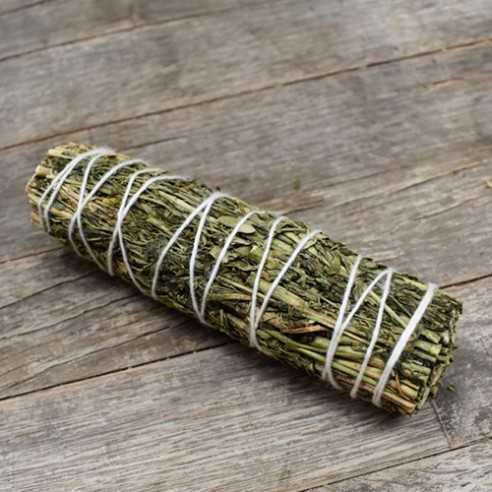 Atado de Ruda Pequeño -Limpieza profunda y protección espiritual