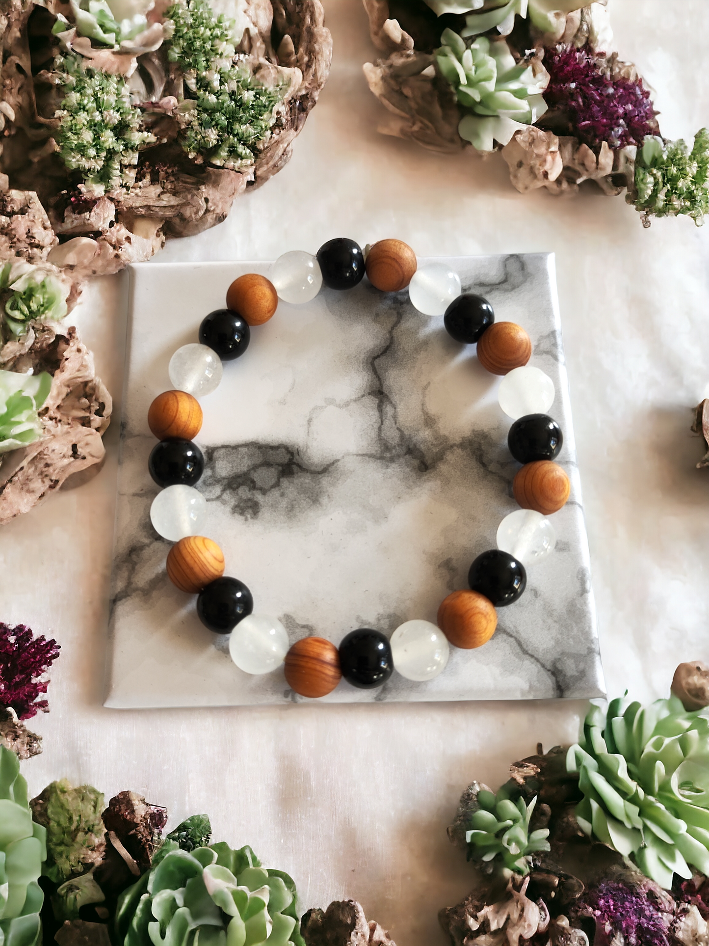 Pulsera cuentas- LIMPIEZA Y PROTECCIÓN. Turmalina,Palo Santo y Cuarzo Blanco