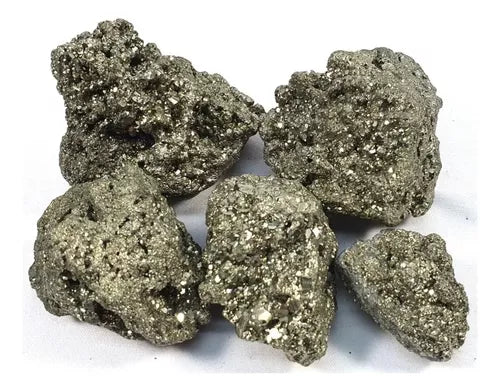 pirita en bloque masivo dorado para proteger y atraer éxito material