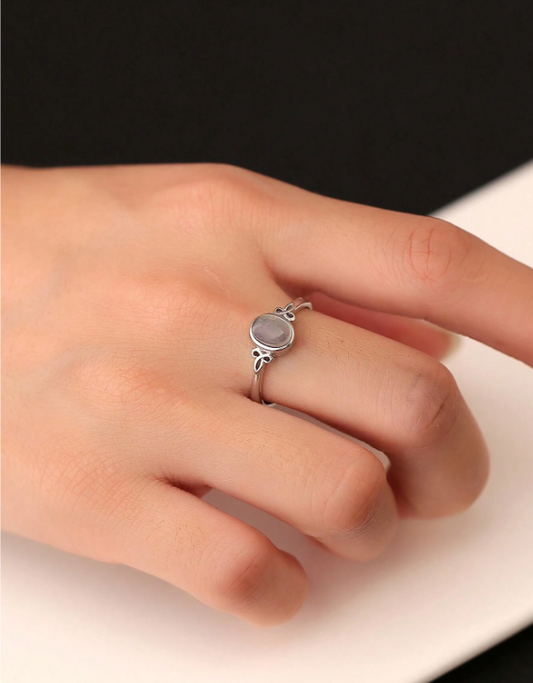 Anillo "Lunar Whisper" de Lunaire Collecton