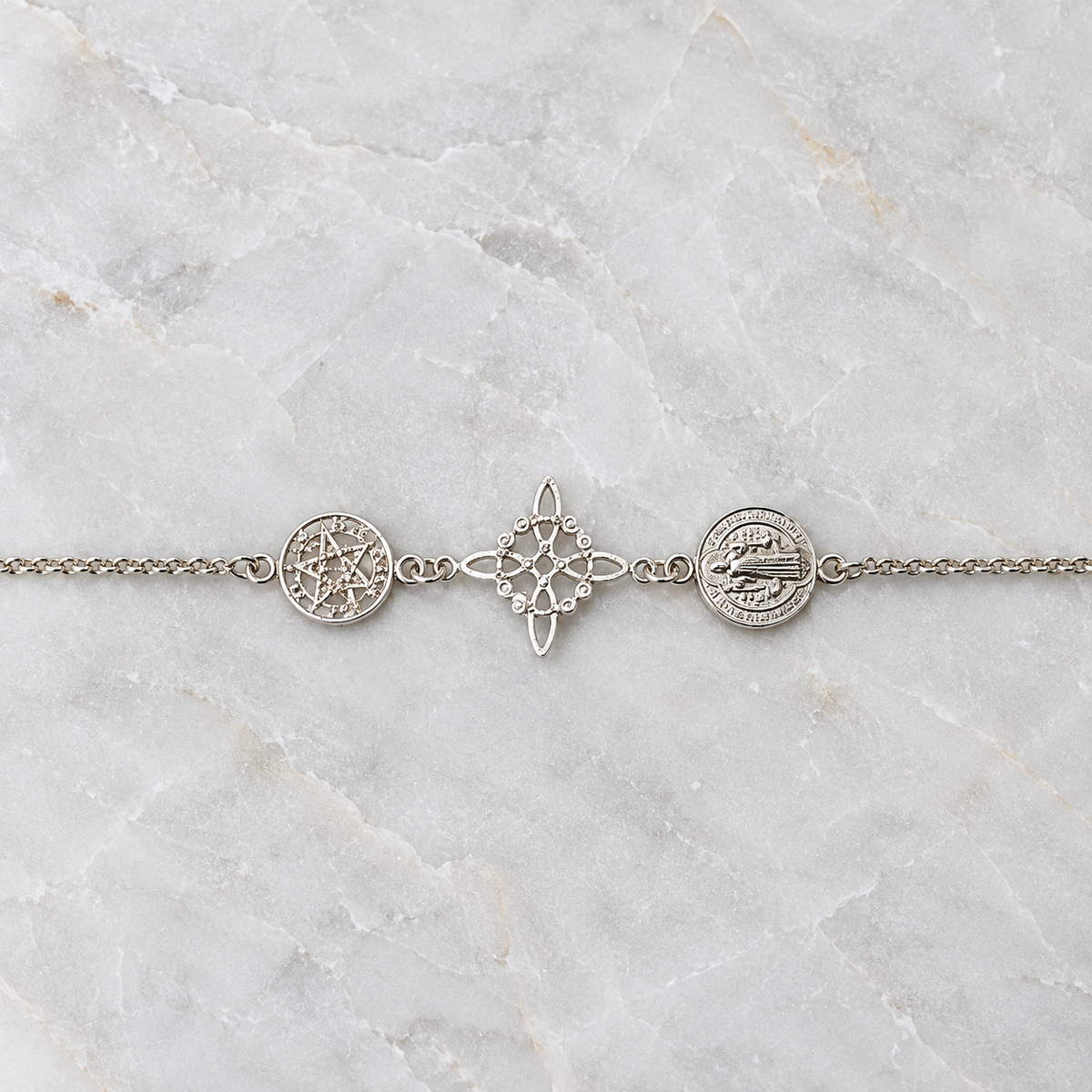 Pulsera Triple Protección en Plata de Ley - Tetragramatón, Nudo de Bruja y San Judas