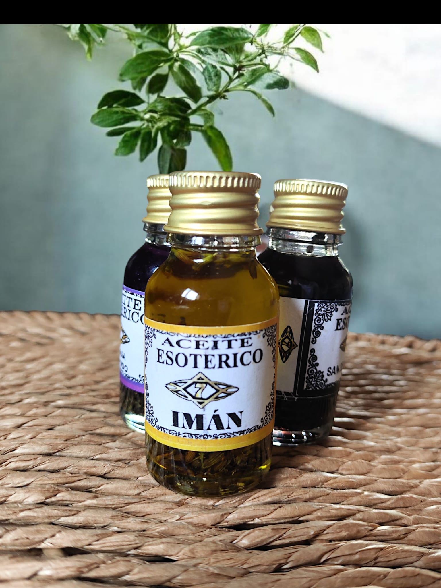 Aceite Esotérico Imán para rituales de atracción, amor y prosperidad