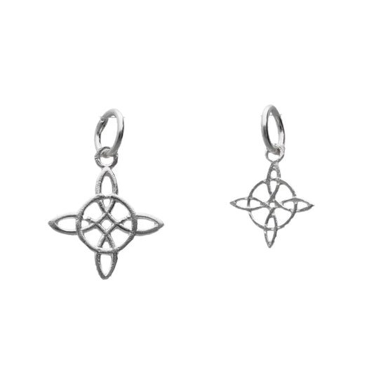Colgante Nudo de Bruja Liso Mini en Plata de Ley 925